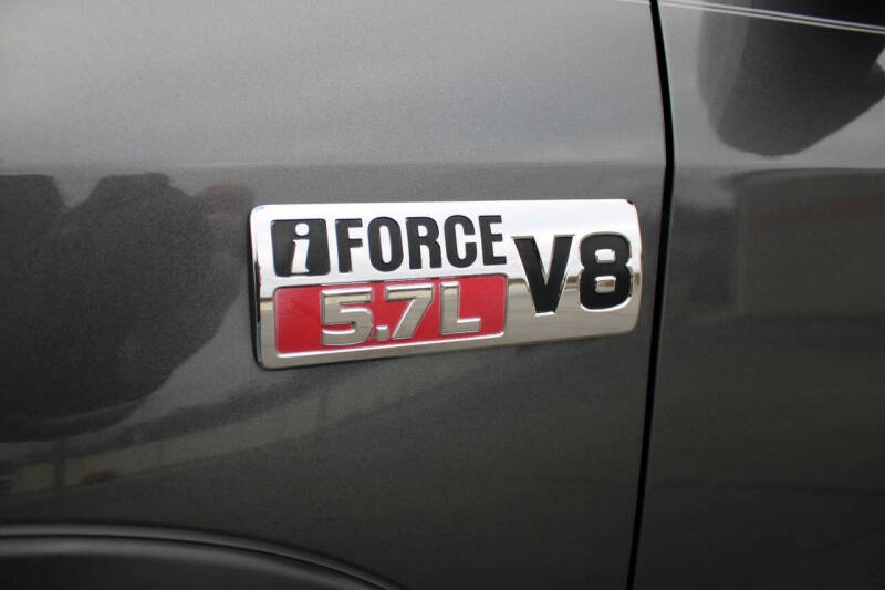 2013 Toyota Tundra Platinum