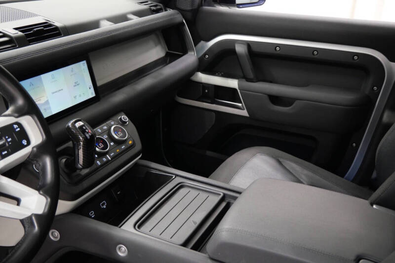 2020 Land Rover Defender 110 First Edition