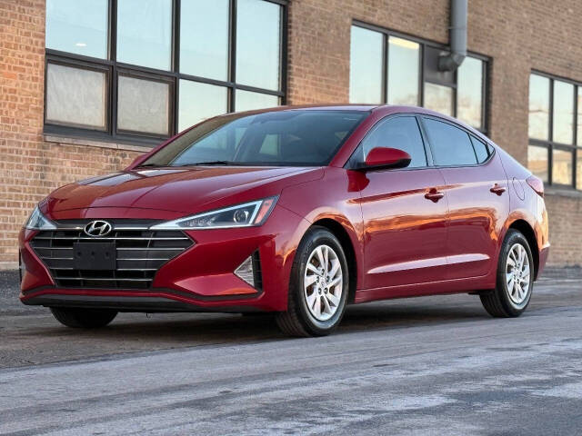 2020 Hyundai Elantra SE's photo