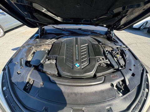 2017 BMW 7 Series M760i xDrive