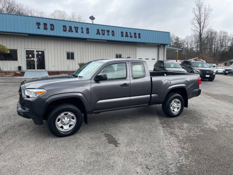2017 Toyota Tacoma for sale at Ted Davis Auto Sales in Riverton WV