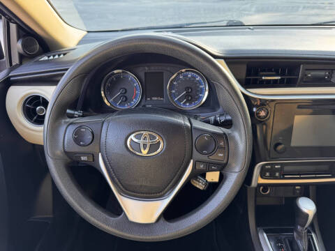 2019 Toyota Corolla LE