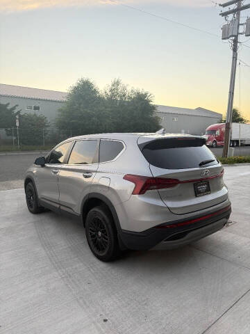 2022 Hyundai Santa Fe SE