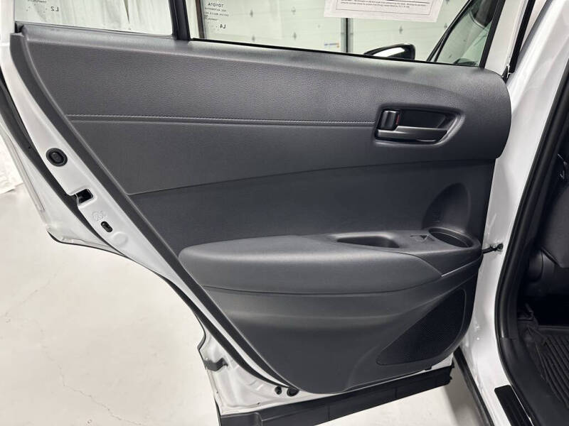 2025 Toyota Corolla Cross Hybrid Nightshade