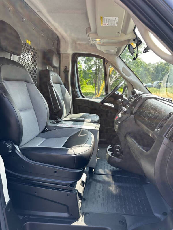 2017 RAM ProMaster Cargo Van Base photo 9