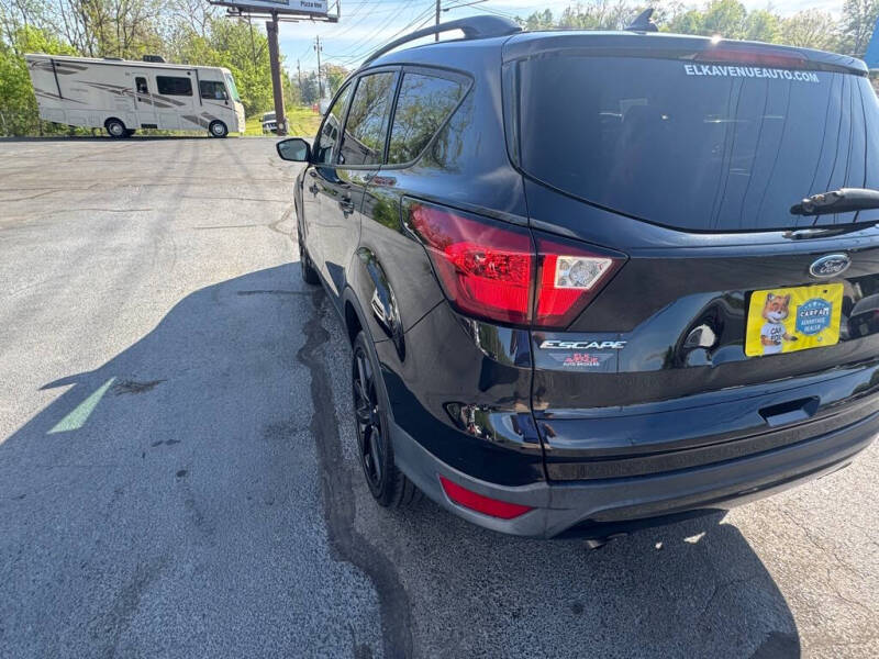 2019 Ford Escape SE