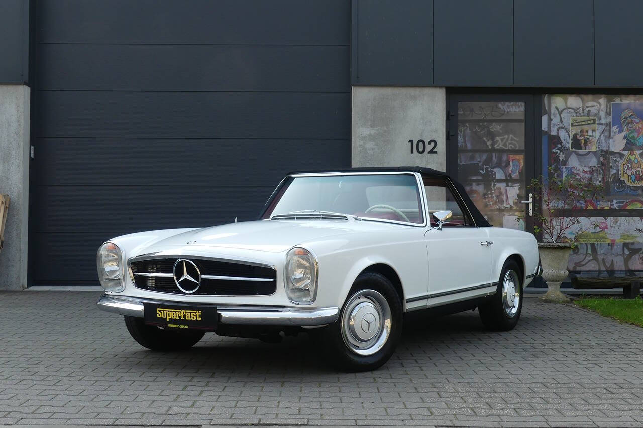 1968 Mercedes-Benz 280SL for sale at Flemingstoke in Costa Mesa, CA