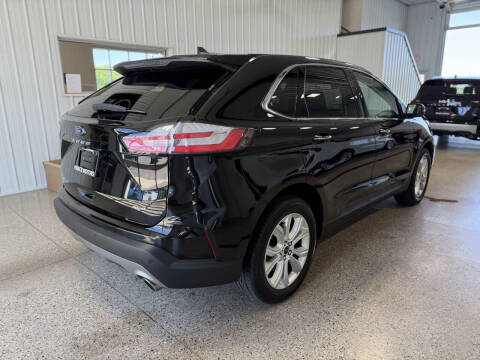 2023 Ford Edge Titanium
