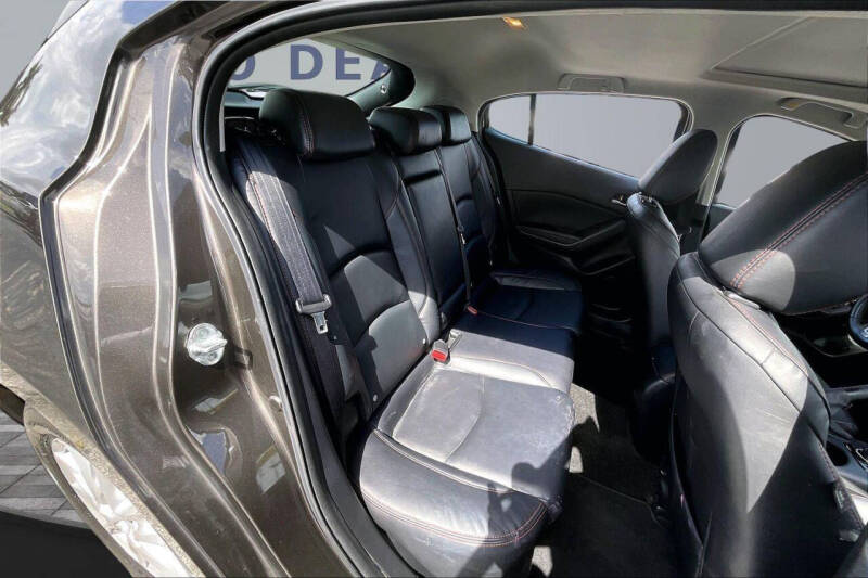 2015 Mazda MAZDA3 i Grand Touring