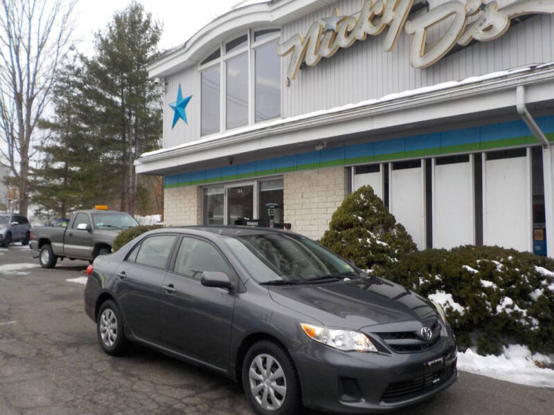 2011 Toyota Corolla LE's photo