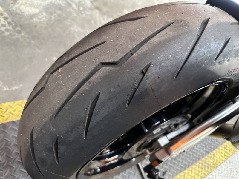 2012 Aprilia Tuono V4 R