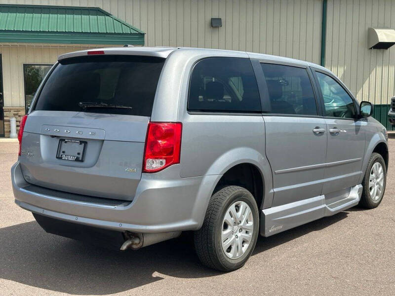 2016 Dodge Grand Caravan SE