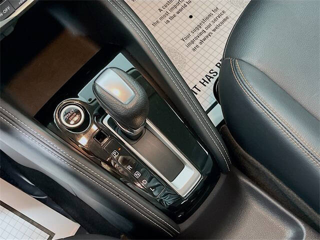 2019 Nissan Kicks SR