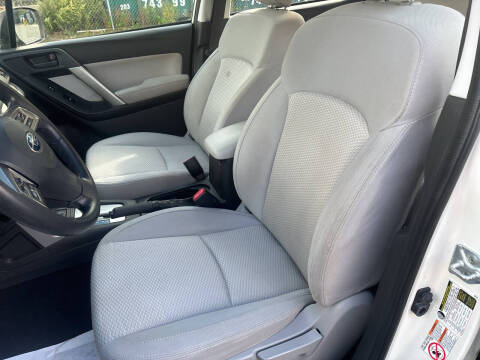 2014 Subaru Forester 2.5i