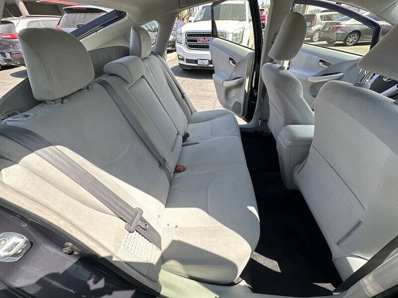 2013 Toyota Prius Two