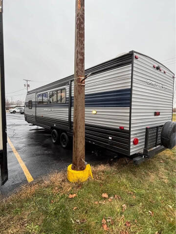 2021 Forest River Cherokee Grey Wolf