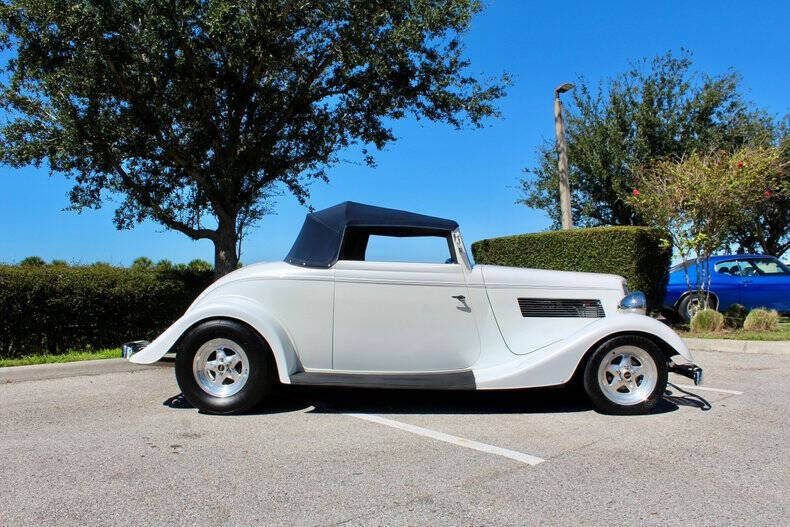 1934 Ford Cabriolet