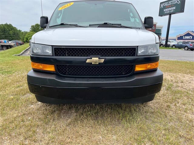 2023 Chevrolet Express 2500