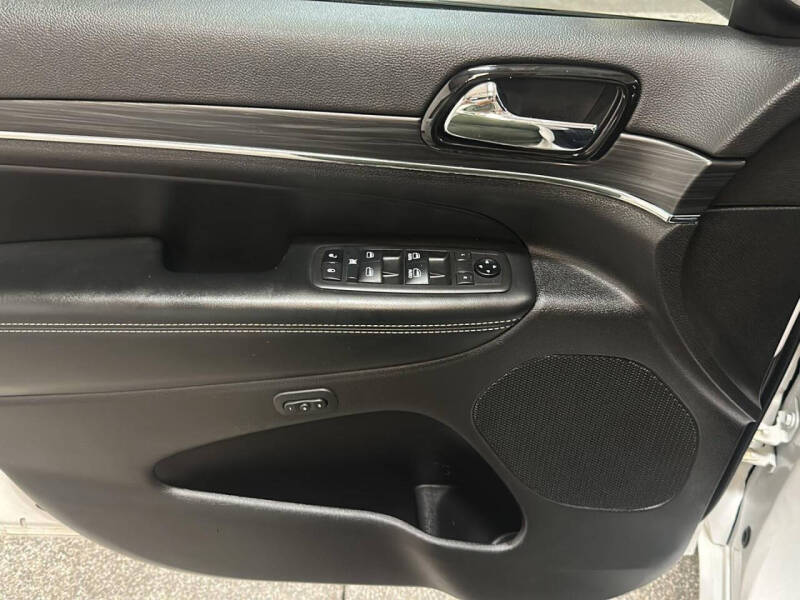 2021 Jeep Grand Cherokee 80th Anniversary Edition