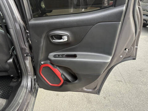 2018 Jeep Renegade Trailhawk