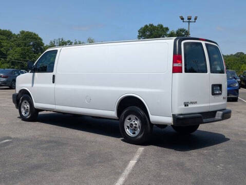 2022 GMC Savana 3500