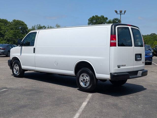 2022 GMC Savana 3500