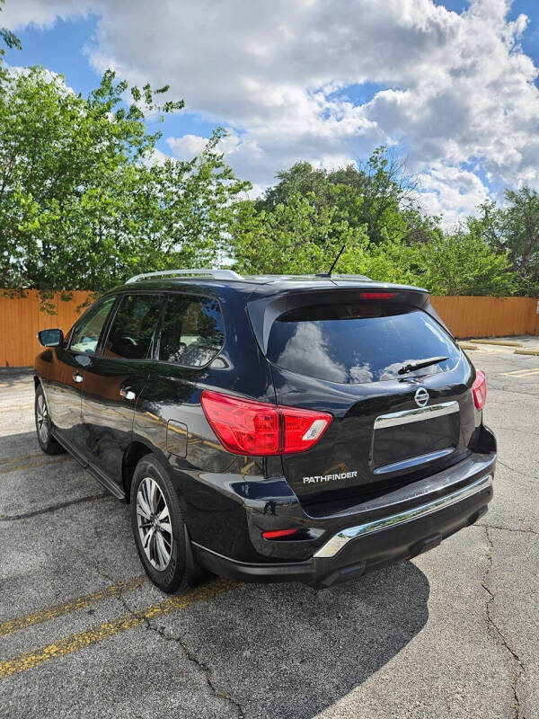 2017 Nissan Pathfinder S