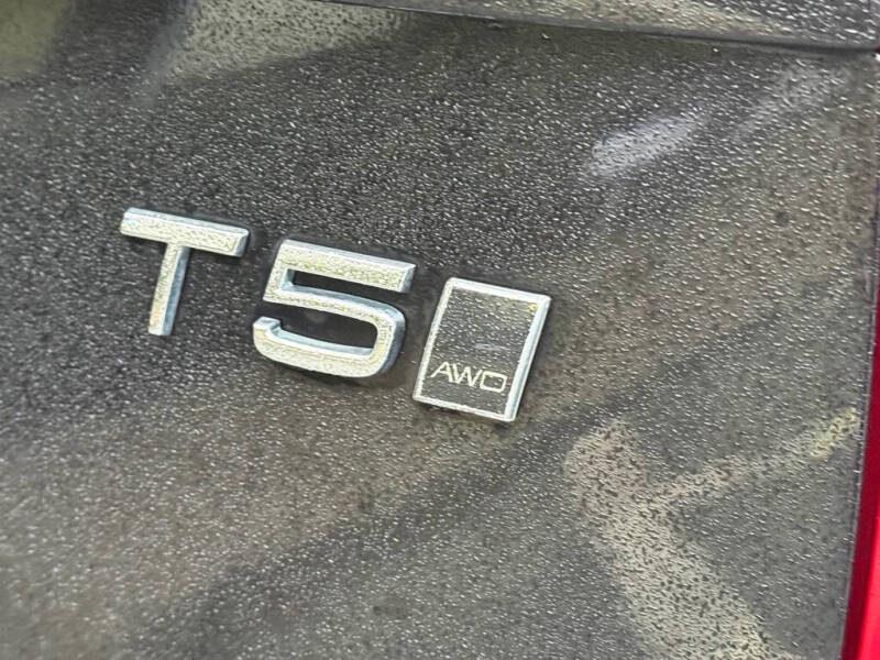 2016 Volvo XC90 T5 Momentum