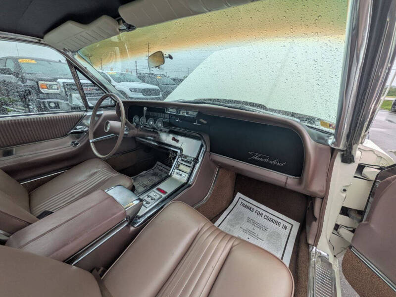 1964 Ford Thunderbird