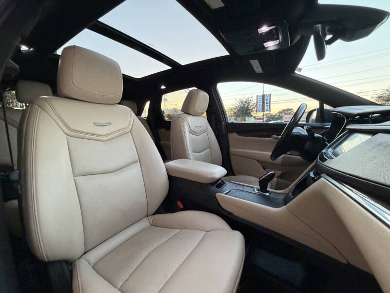 2019 Cadillac XT5 Premium Luxury