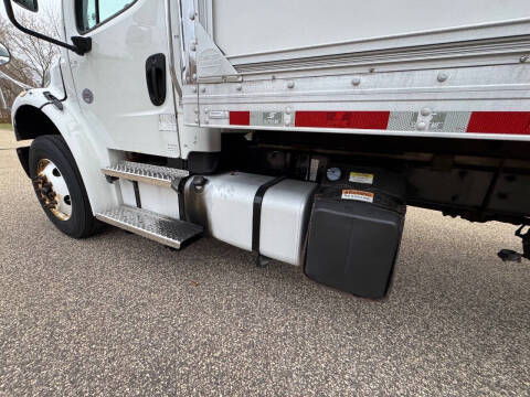 2018 Freightliner M2 106