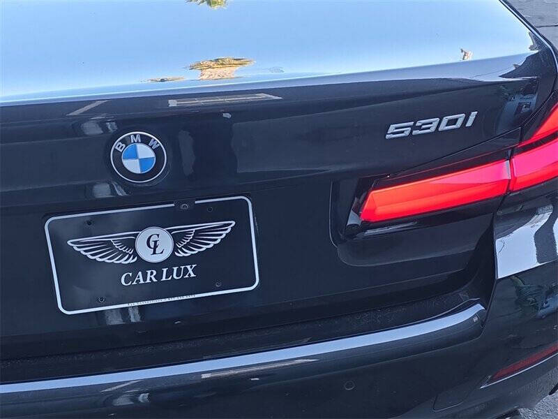 2022 BMW 5 Series 530i