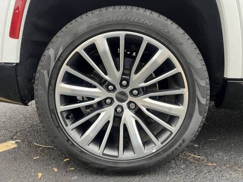 2024 Jeep Grand Wagoneer L Series III