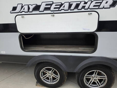 2022 Jayco Jay Feather