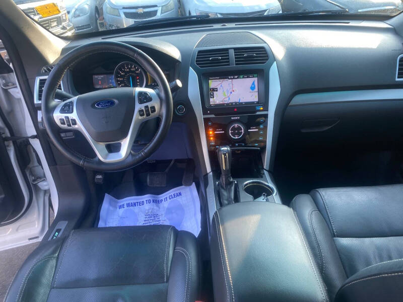 2015 Ford Explorer Sport