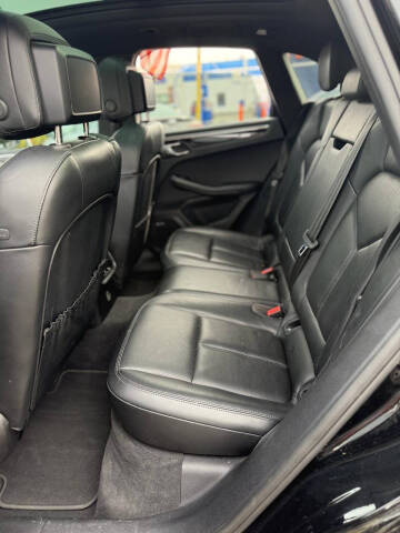 2018 Porsche Macan S