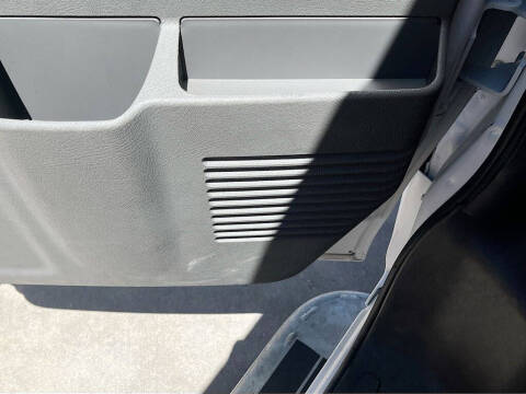 2025 GMC Savana 2500