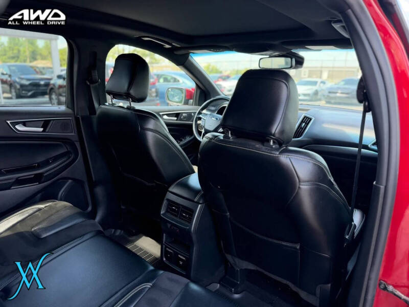 2020 Ford Edge ST