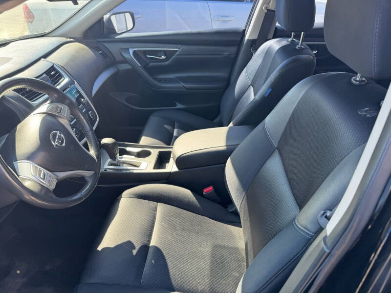 2017 Nissan Altima 2.5 SR