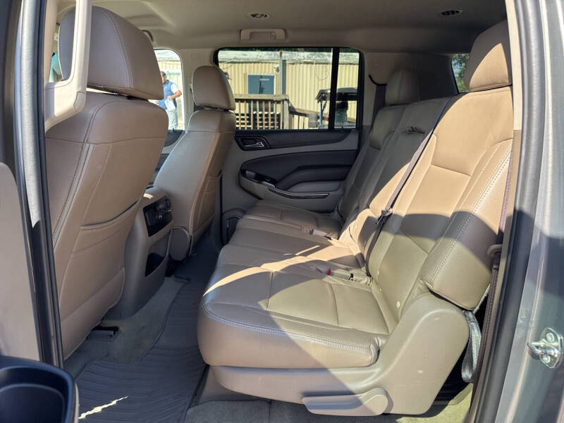 2017 Chevrolet Suburban LS