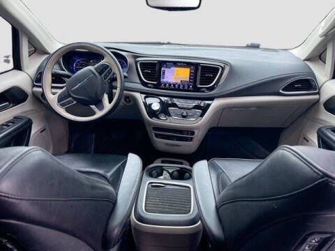 2018 Chrysler Pacifica Hybrid Limited