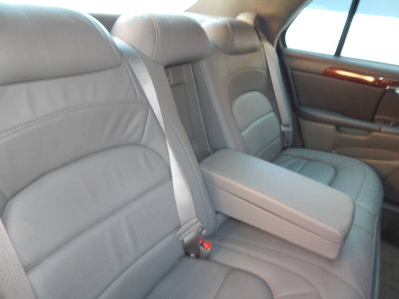 2004 Cadillac DeVille