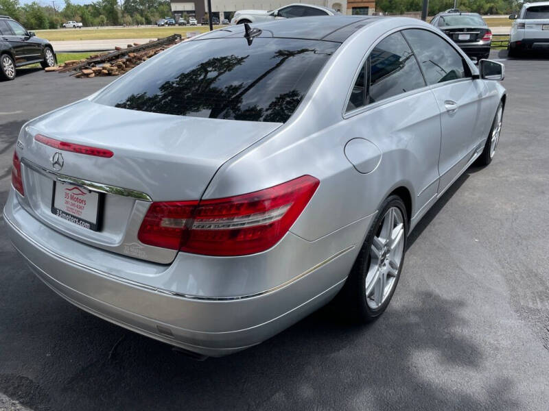 2011 Mercedes-Benz E-Class E350 photo 21