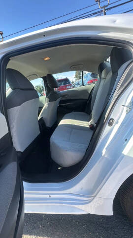 2022 Toyota Corolla LE