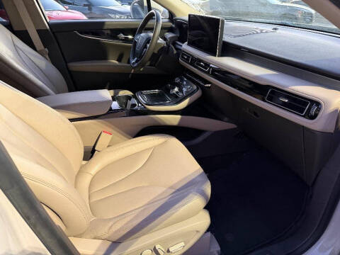 2022 Lincoln Nautilus Standard