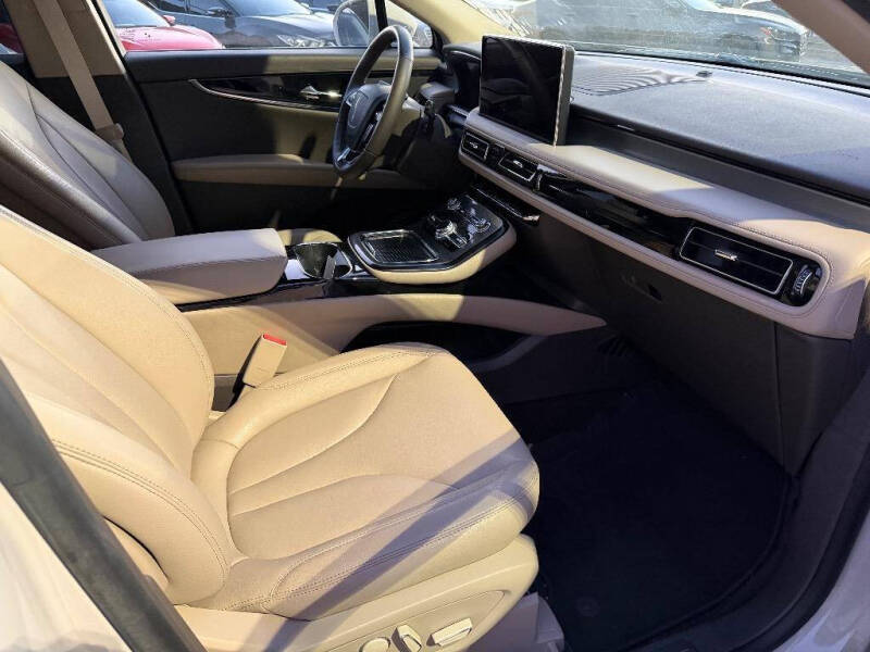 2022 Lincoln Nautilus Standard