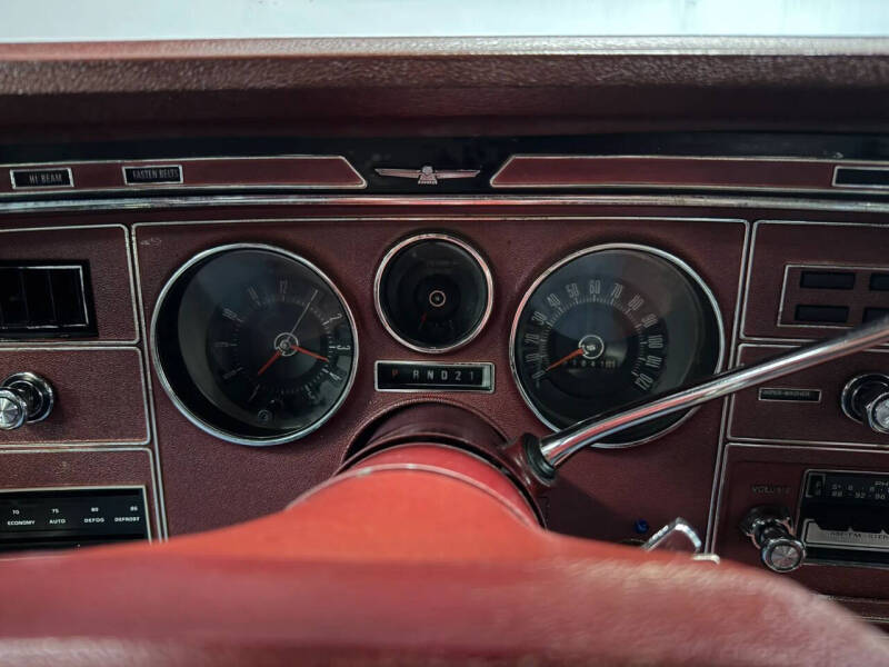 1976 Ford Thunderbird