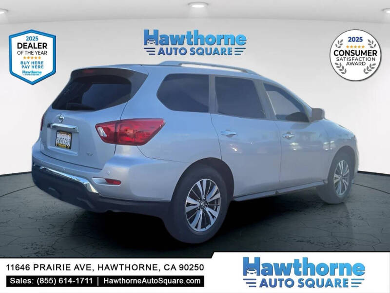 2020 Nissan Pathfinder SV