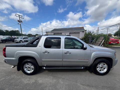2011 Chevrolet Avalanche LT