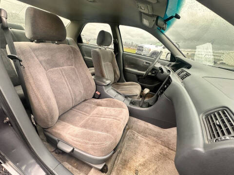 1999 Toyota Camry LE